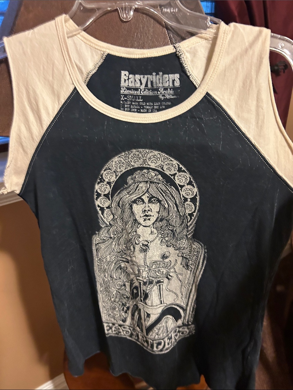 Affliction limited edition RARE Riders by Lee Black & Cream Graphic Raglan Tank